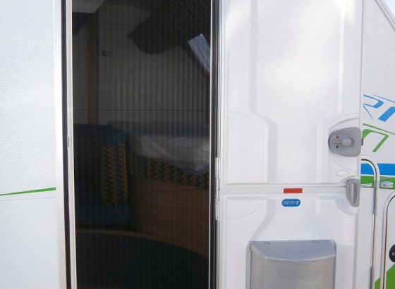 b6f72ff5-84f0-f470-de8c-ec3e2bb44237_p1130215_1024_1024