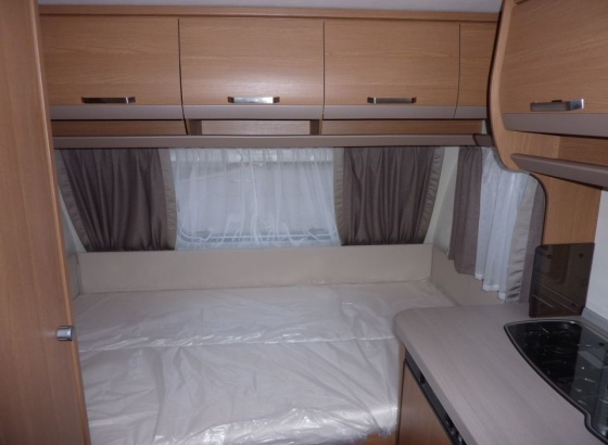 Knaus Sport 400 QD Lakókocsi - Belső